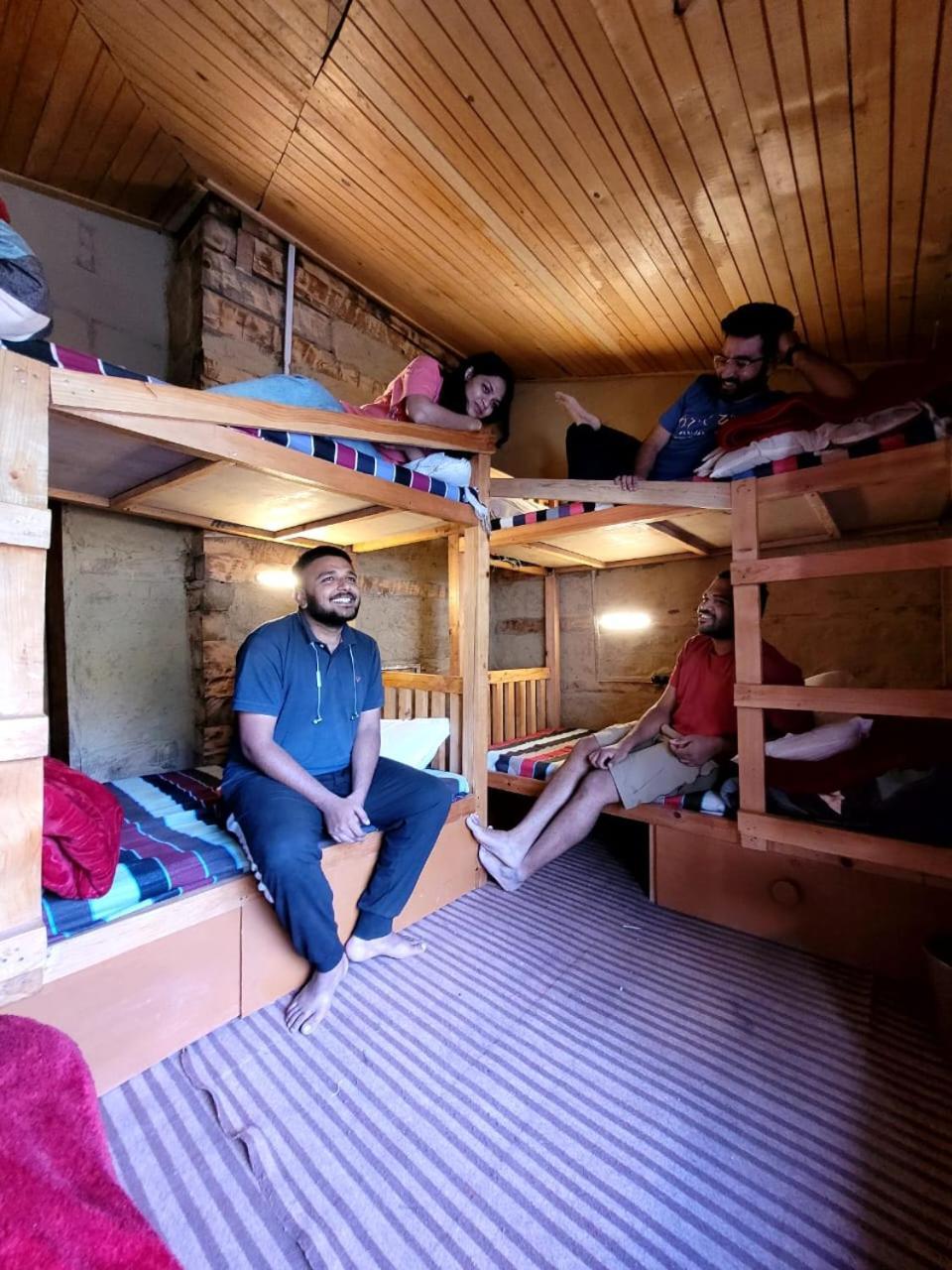 Single Bed in Mixed Dormitory Room